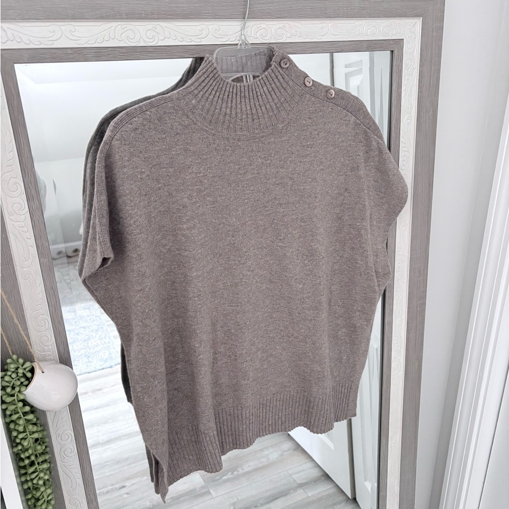 Maxwell and Co Cashmere Short Sleeve Sweater